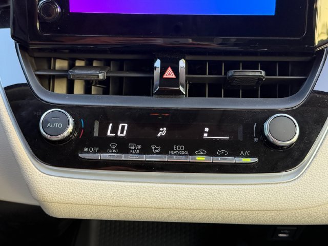 Used 2026  Toyota LE image 21
