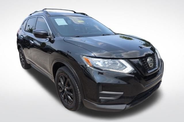 Used 2018 Magnetic Black Nissan SV image 3