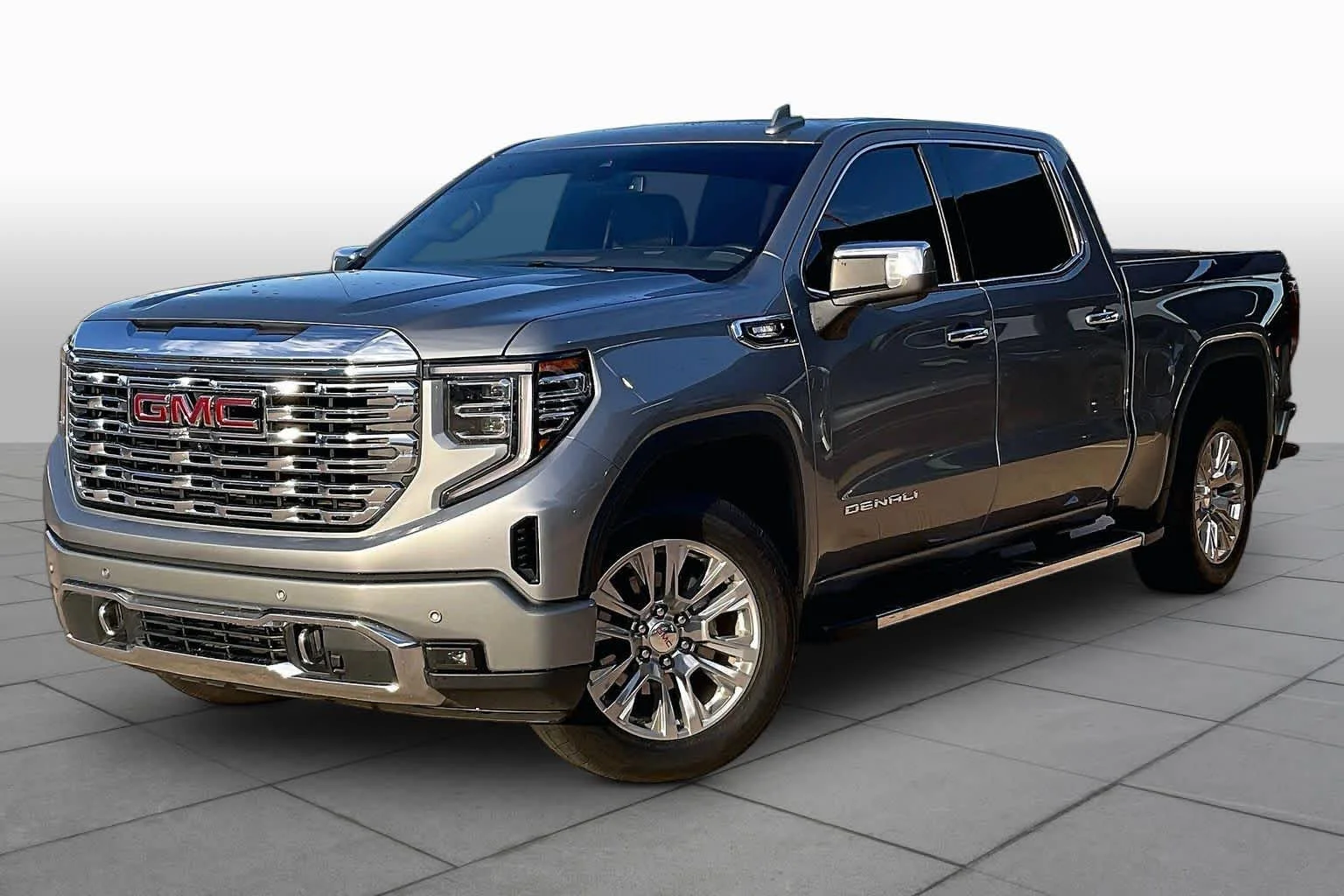 Used 2024 Sterling Metallic GMC Denali image 2