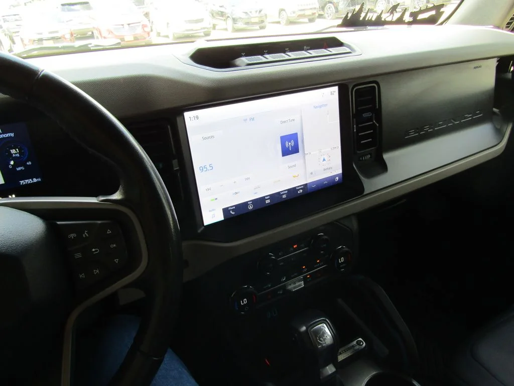 Used 2023 Red Ford Wildtrak image 27