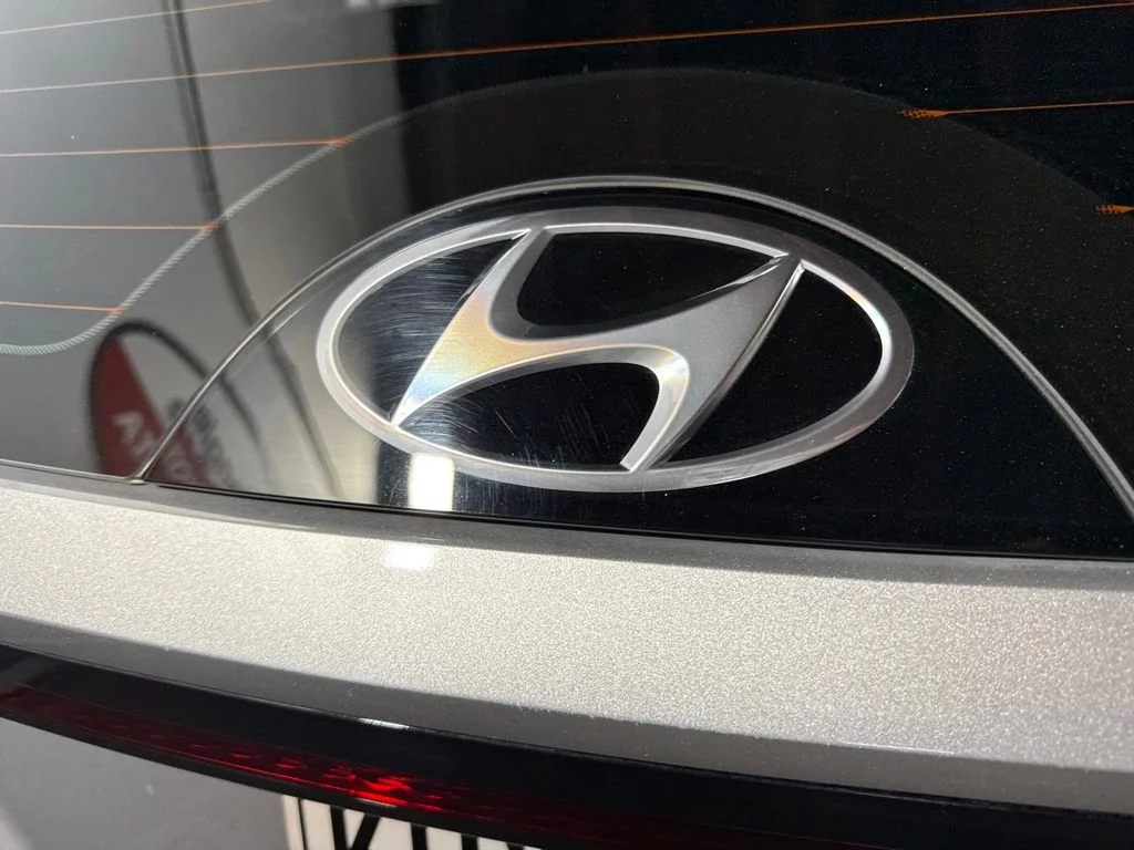 Used 2023 Silver Hyundai SE image 21