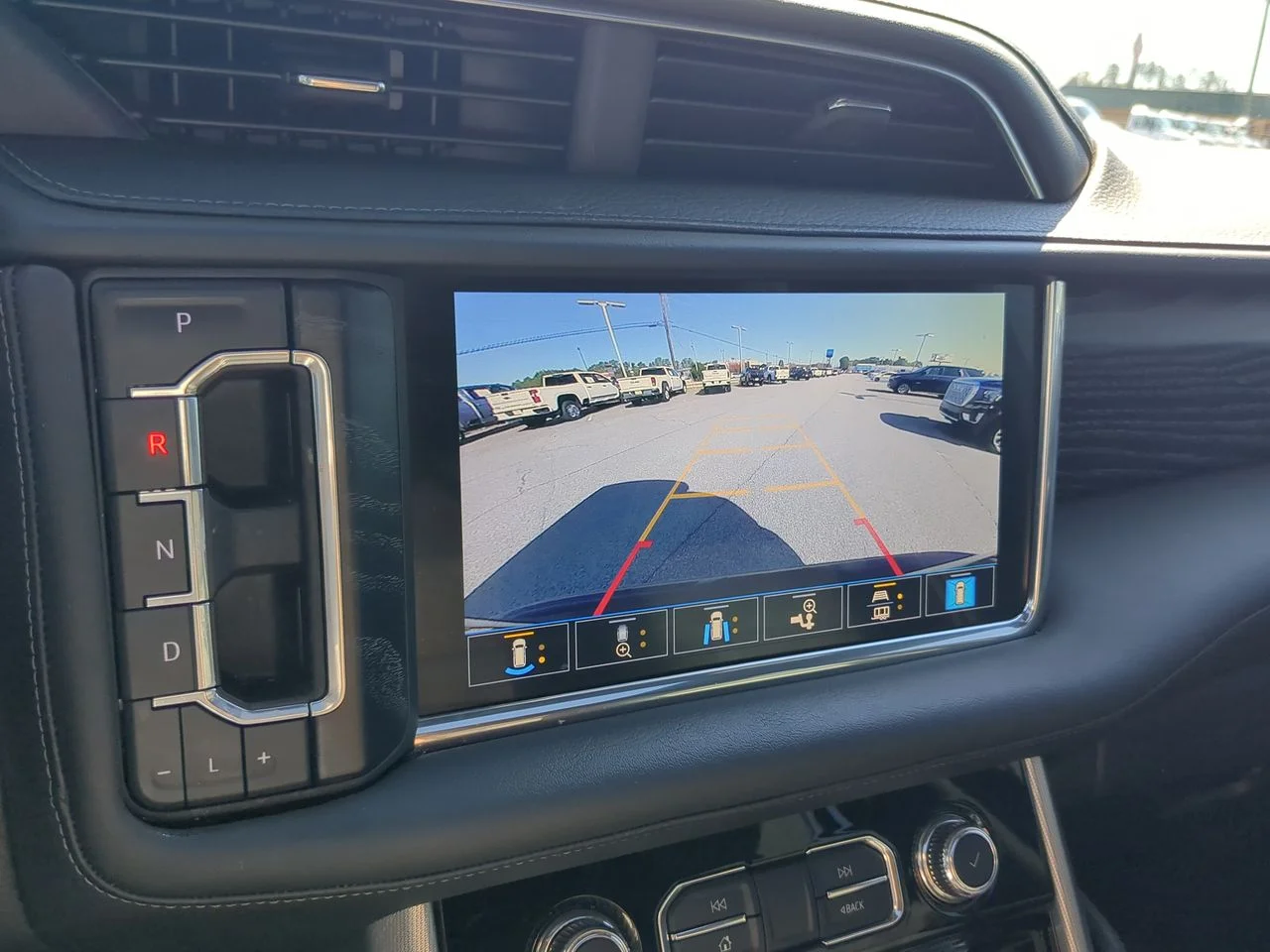 2021 GMC Yukon Denali - Photo 55
