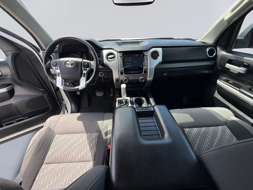 Used 2021 White Toyota SR5 image 13