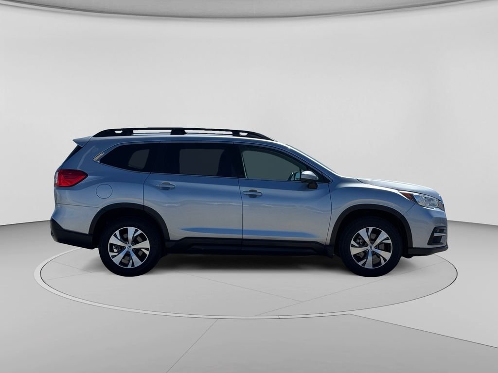 Used 2021 Ice Silver Metallic Subaru Premium image 32