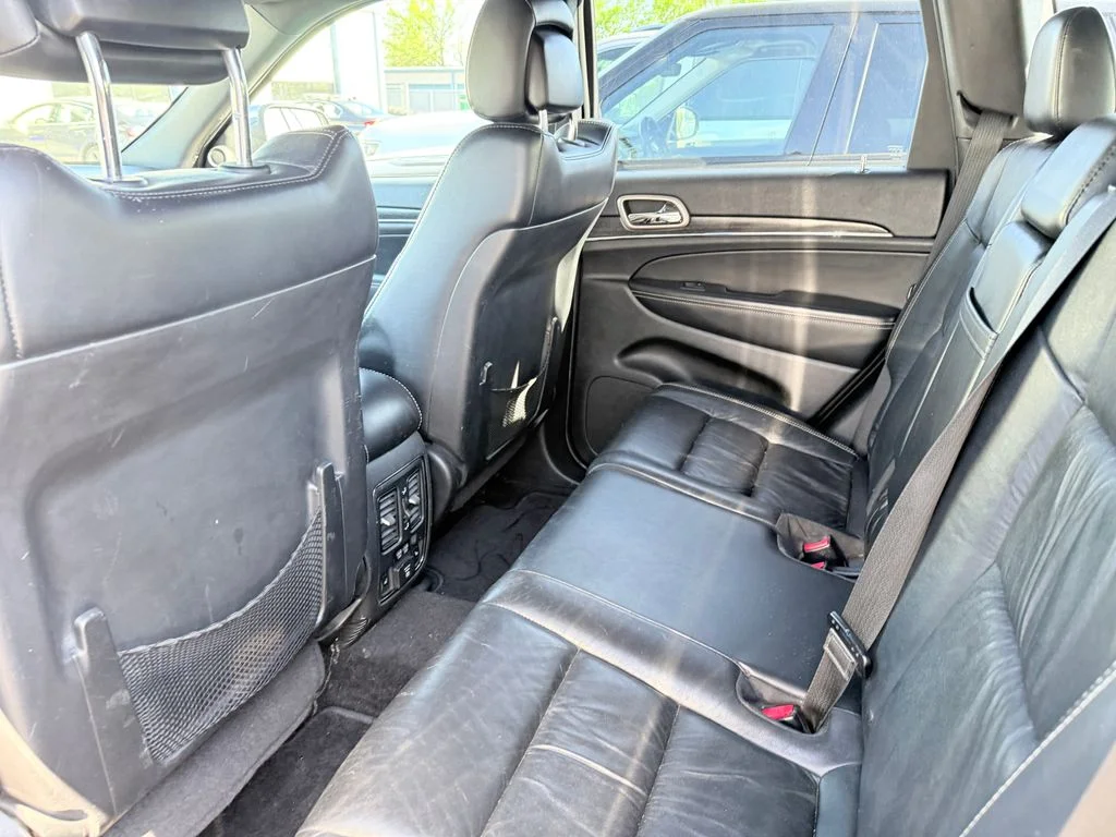 Used 2014 Black Jeep Limited image 10