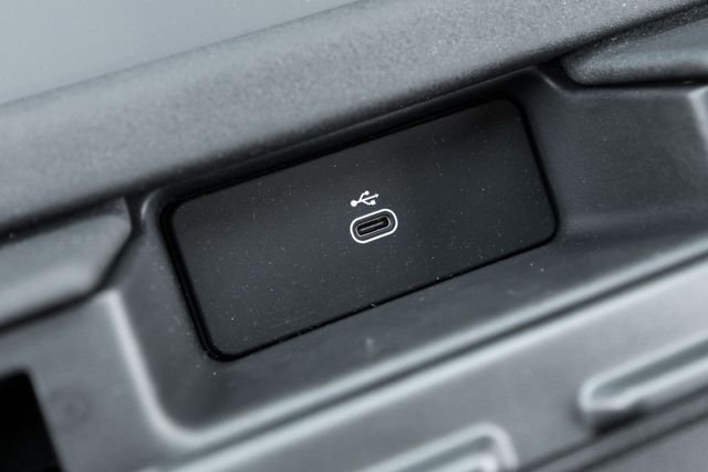 Used 2025 Gray Land Rover S image 29