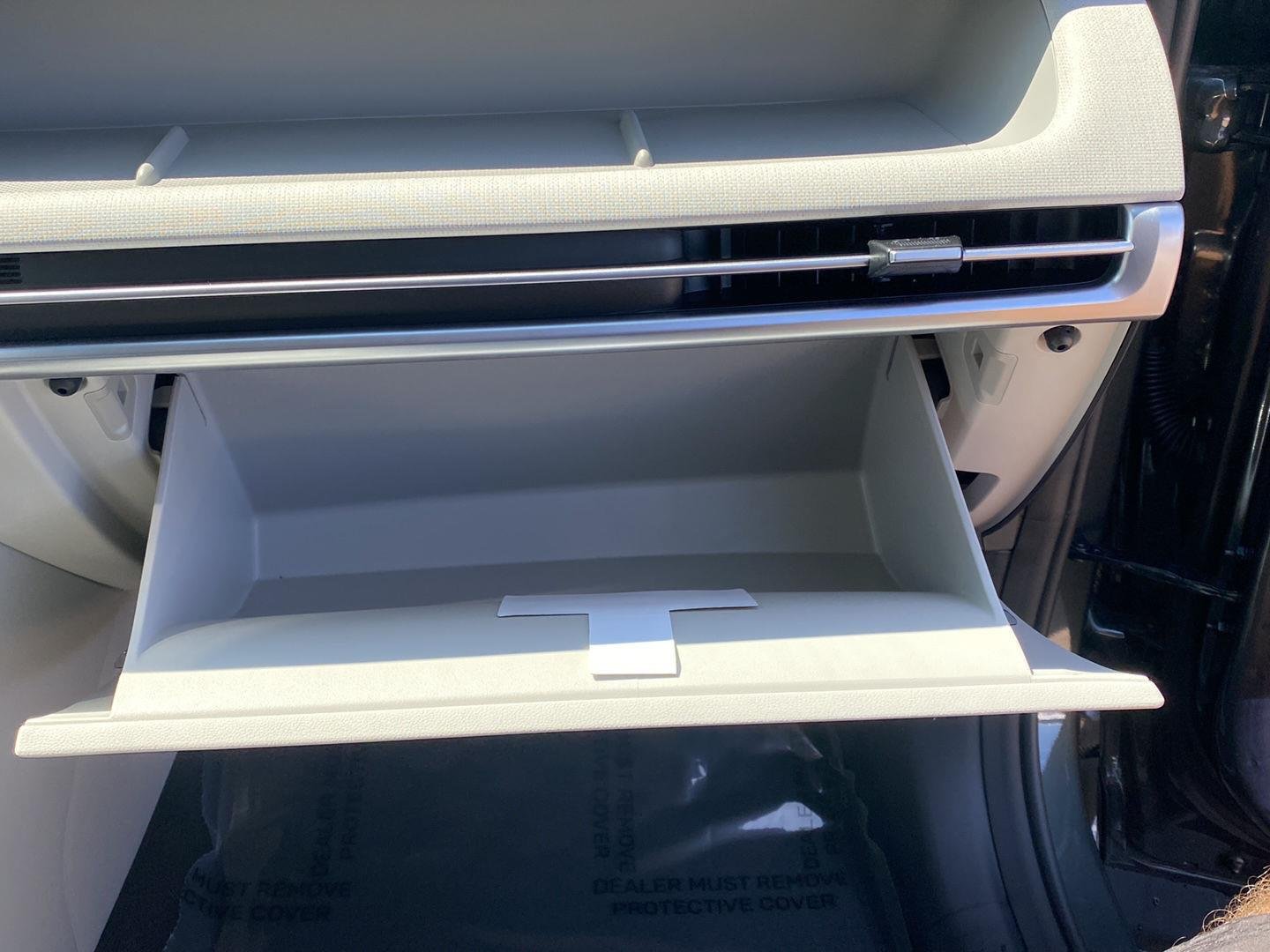 New 2026 Amazon Gray Hyundai SEL Convenience image 24