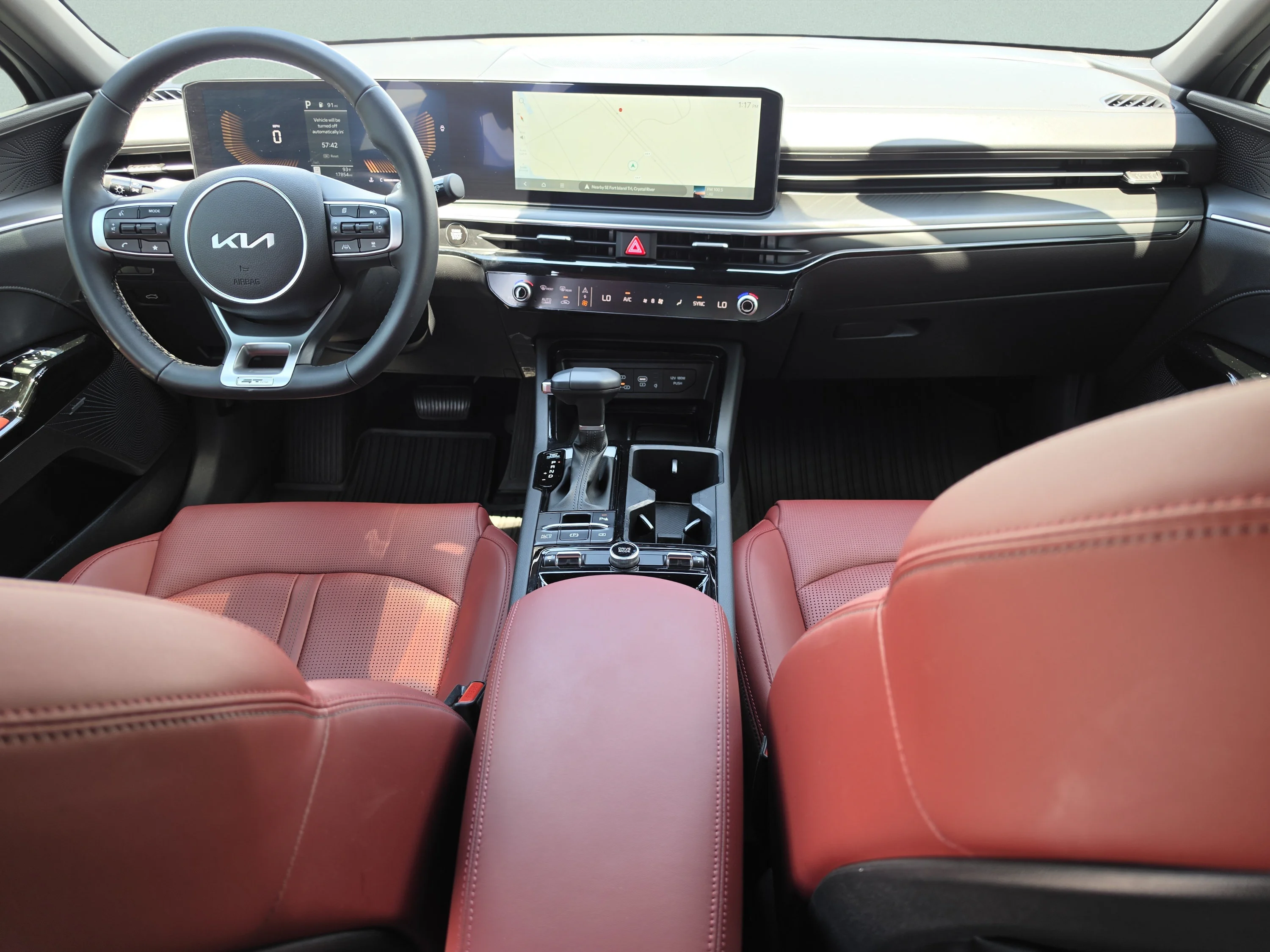 Used 2025 Wolf Gray Kia GT-Line image 18