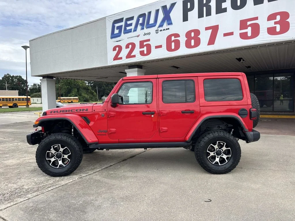 Used 2018 Red Jeep Unlimited Rubicon image 11