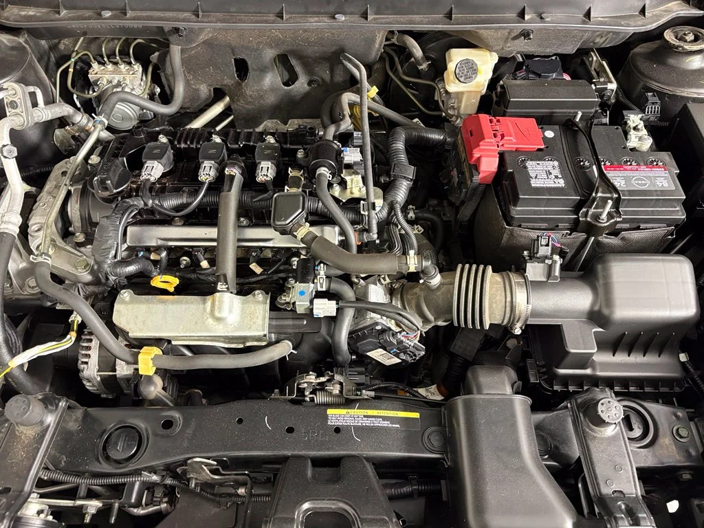 Used 2020 Gray Nissan SR image 44