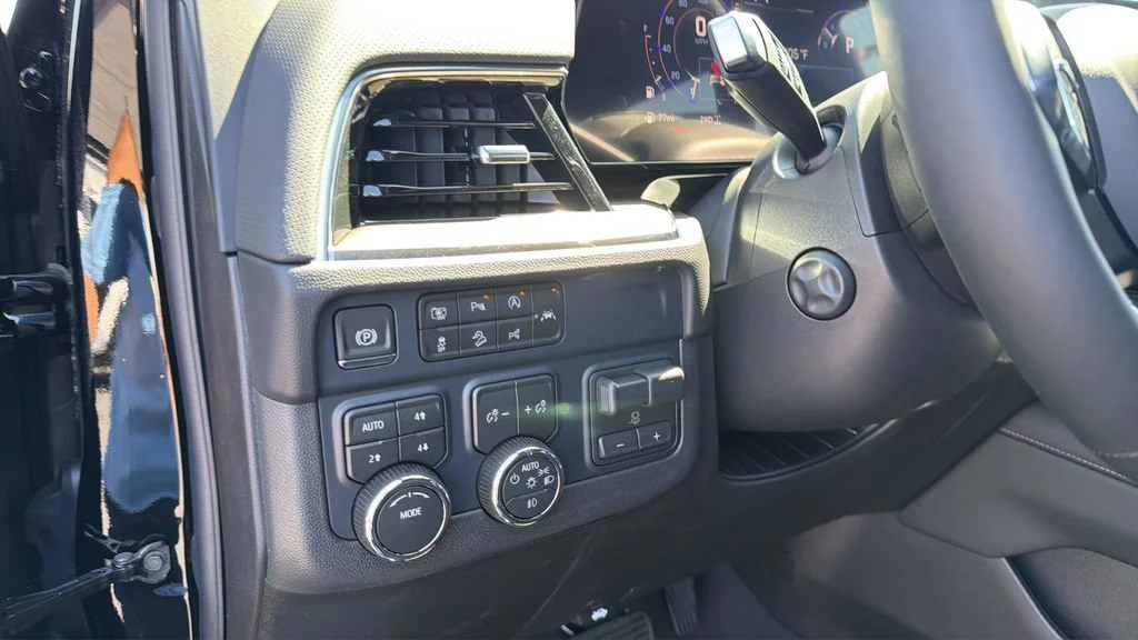 New 2026 Black Chevrolet High Country image 28