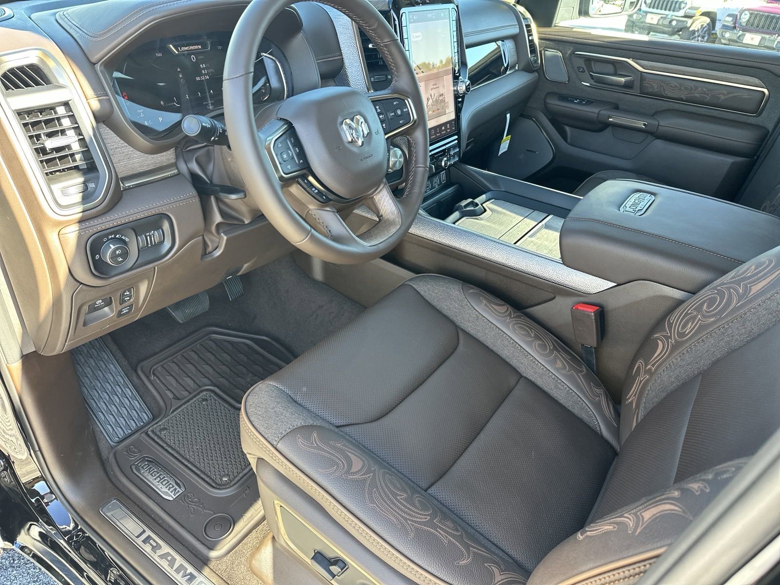 New 2025 Diamond Black Crystal Pearl-Coat Exterior Paint RAM Longhorn 4x4 Crew Cab 5