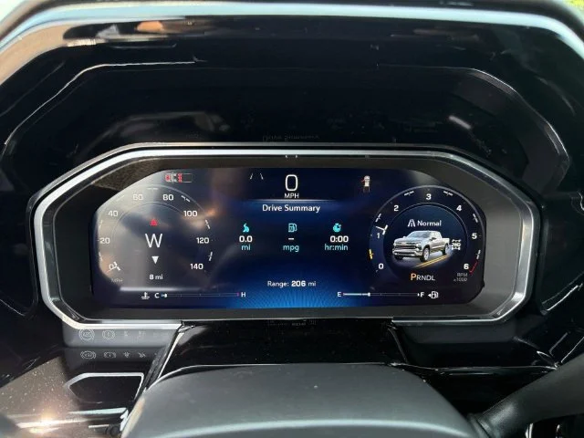New 2026 Summit White Chevrolet LT (2FL) image 14