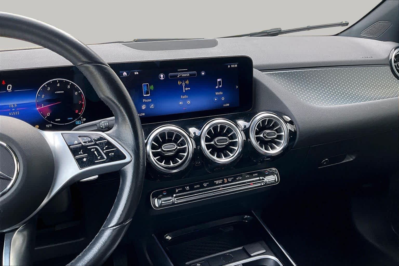Used 2024 Polar White Mercedes-Benz GLA 250 image 7