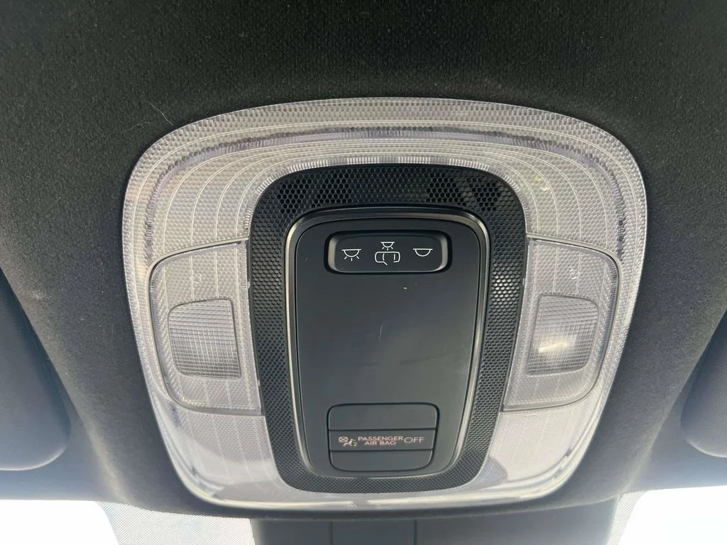 Certified Used 2025 Gray Hyundai SEL Sport image 25