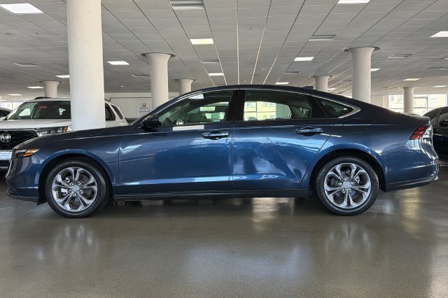 Certified Used 2024 Canyon River Blue Metallic Honda EX image 10