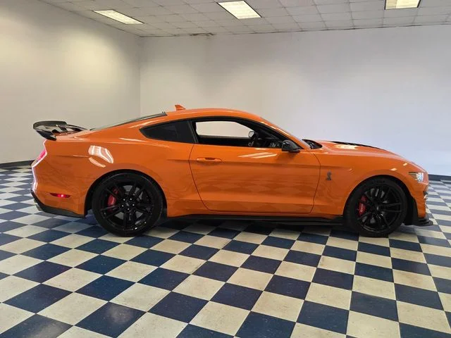 Used 2021 Orange Ford Shelby GT500 image 9