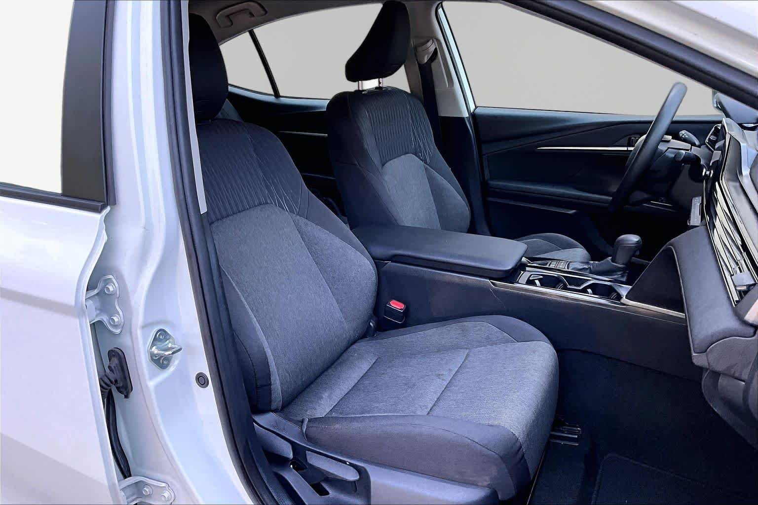 Certified Used 2025 Ice Cap Toyota LE image 9