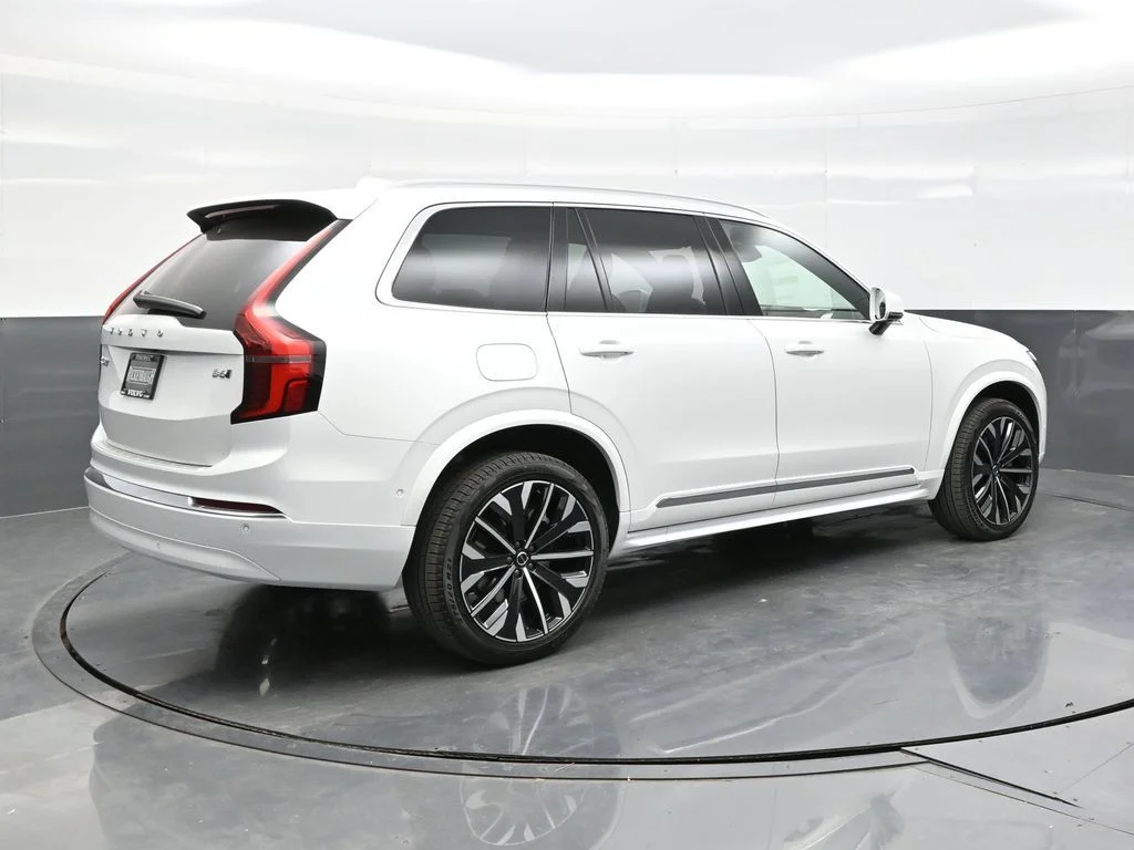 New 2026 Crystal White Volvo Plus image 7