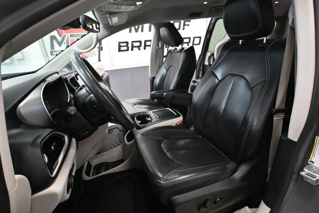 2022 Chrysler Pacifica Touring L - Photo 23
