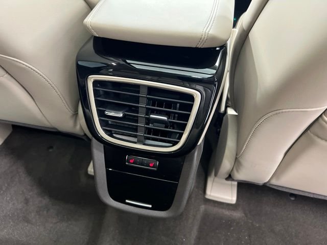Used 2023 Beige Lincoln Reserve image 24