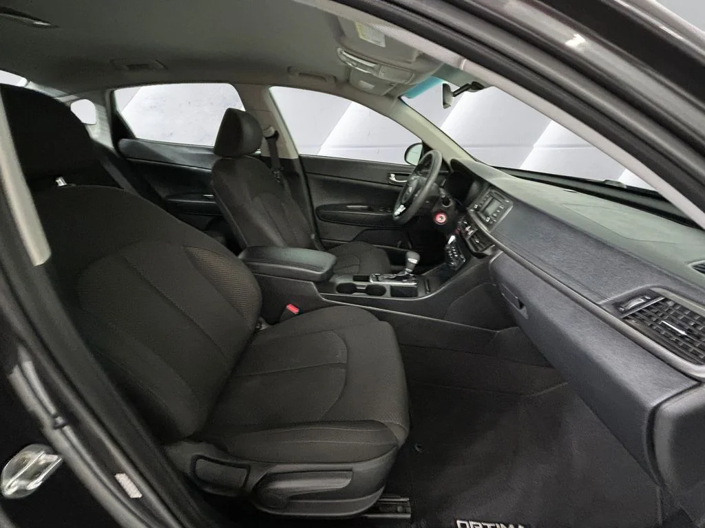 Used 2016 Gray Kia LX image 13