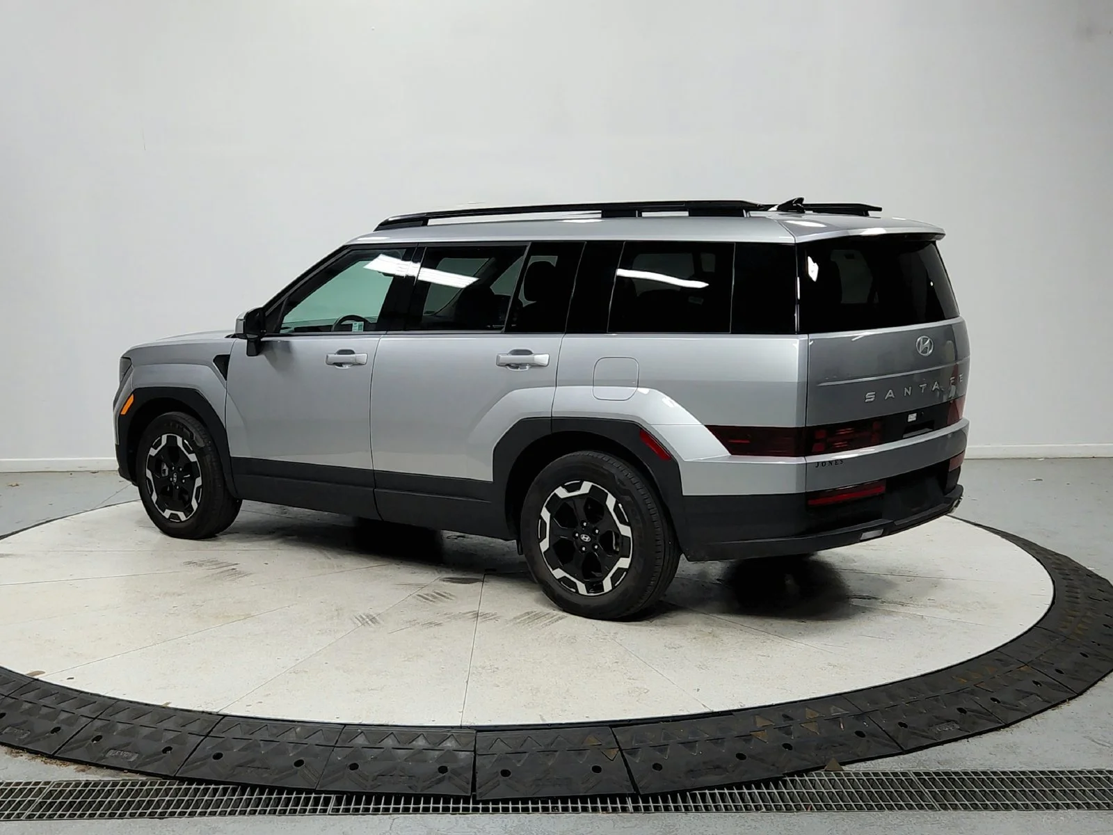 Used 2026 Silver Hyundai SEL image 6