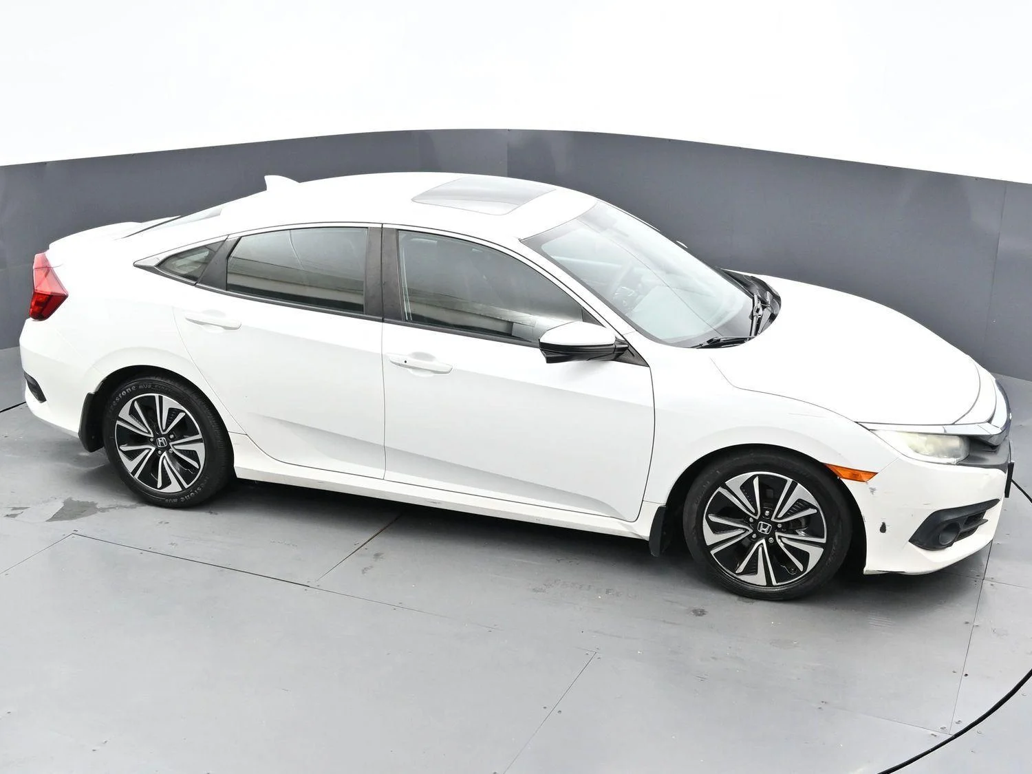 Used 2016 White Orchid Pearl Honda EX-T image 30