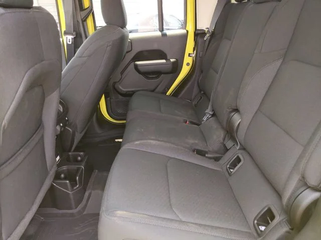 Used 2023  Jeep Willys image 13