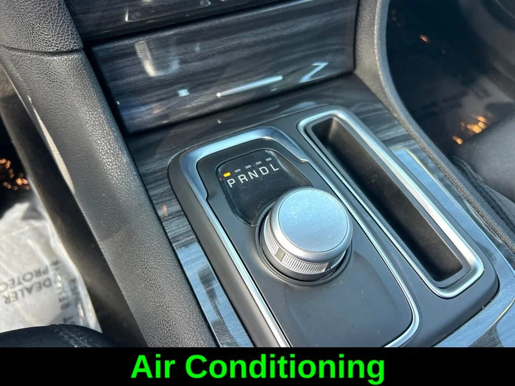 Used 2021 Black Chrysler Touring image 15