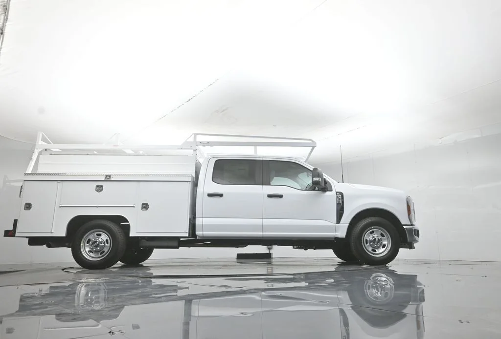 New 2026 Oxford White Ford XL image 56