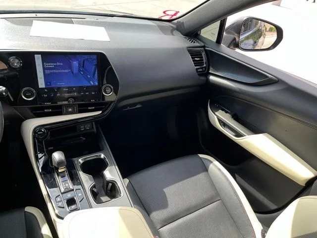Certified Used 2022 Black Lexus 350h Base image 11