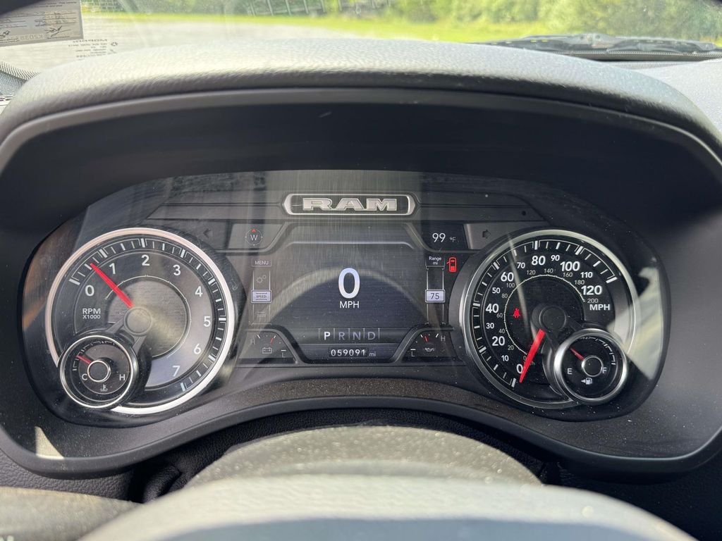 Used 2019 Blue Ram Big Horn/Lone Star image 3