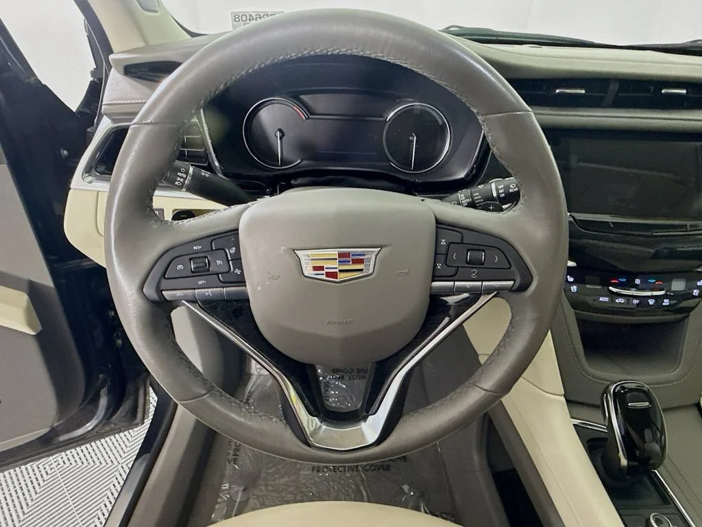 Used 2023 Wilder Metallic Cadillac Premium Luxury image 12