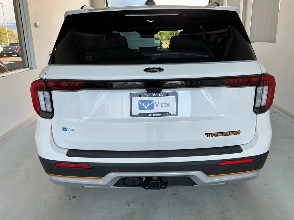 New 2026 White Metallic Ford Tremor image 5