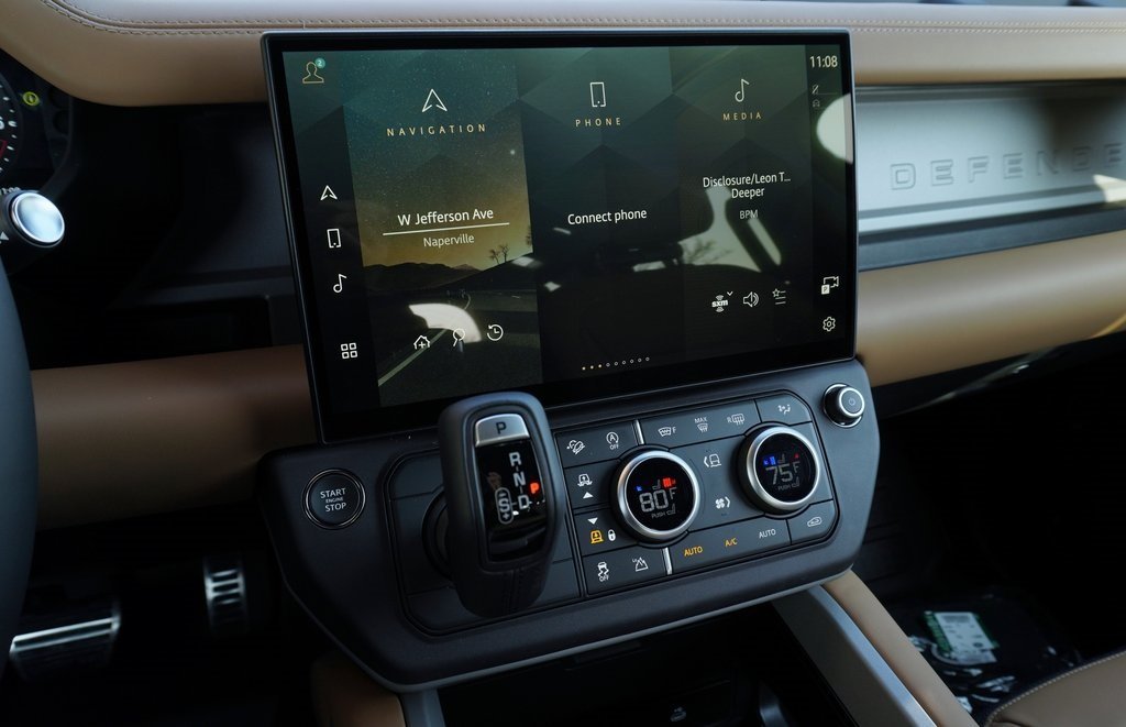 2026 LAND ROVER DEFENDER - Image 22