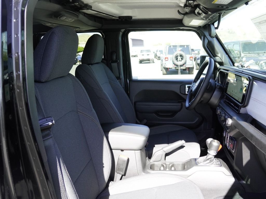 New 2026 Black Clear-Coat Exterior Paint Jeep Sport image 20