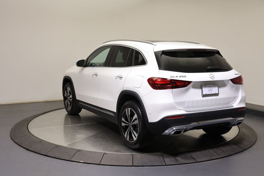 New 2026 Polar White Mercedes-Benz GLA 250 image 5
