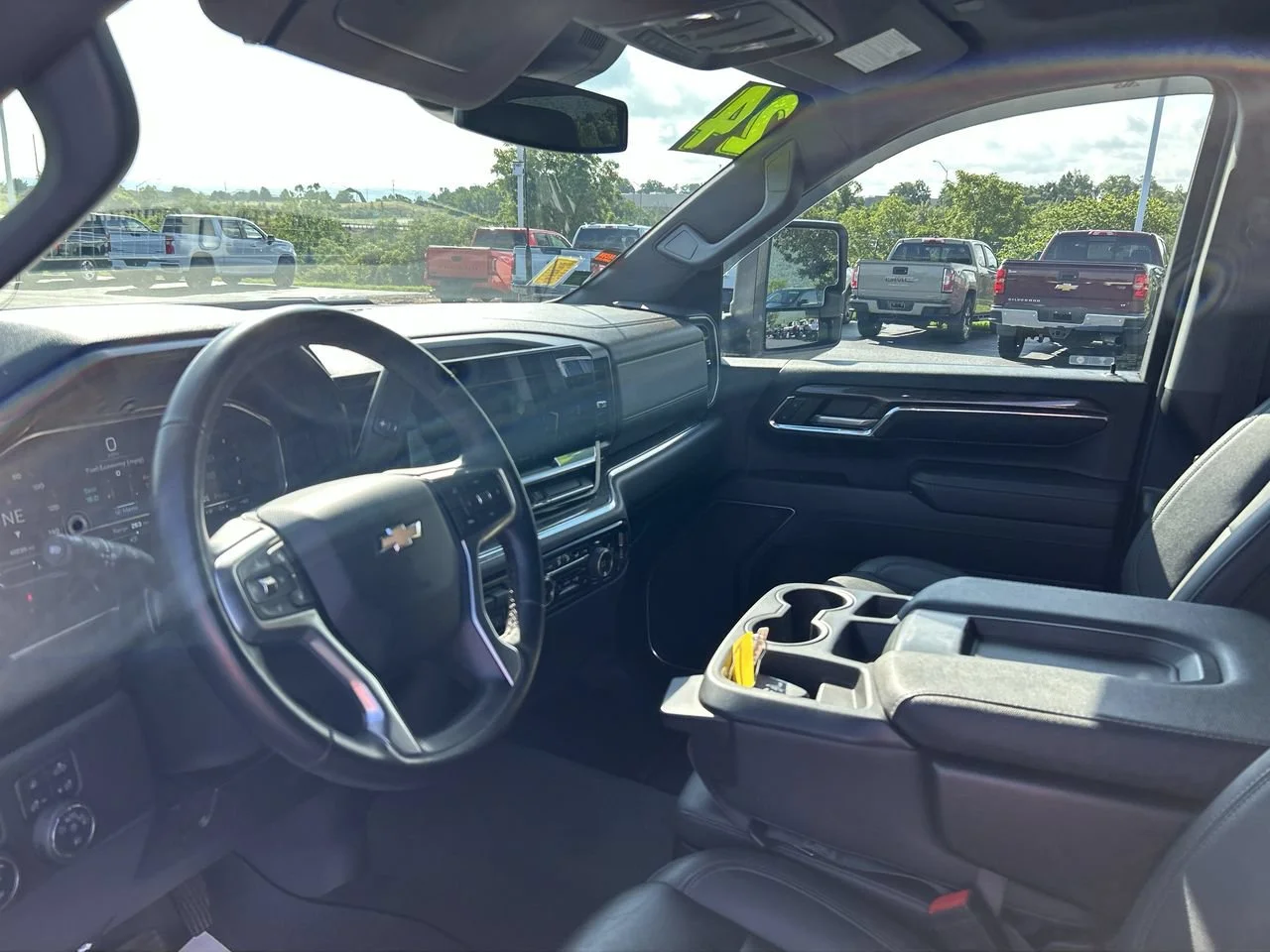 Used 2024 Summit White Chevrolet LTZ image 25