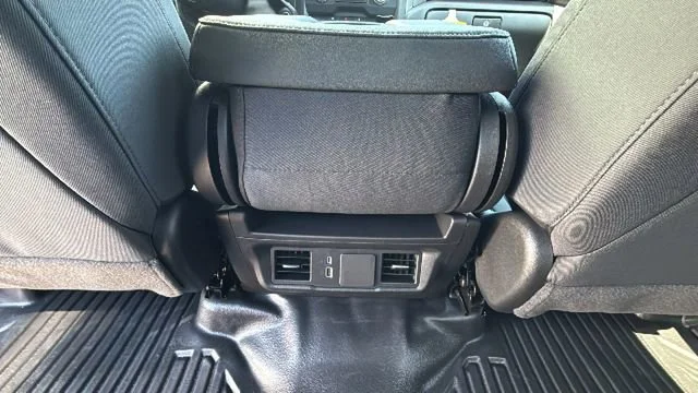 New 2026 Summit White GMC Pro image 30