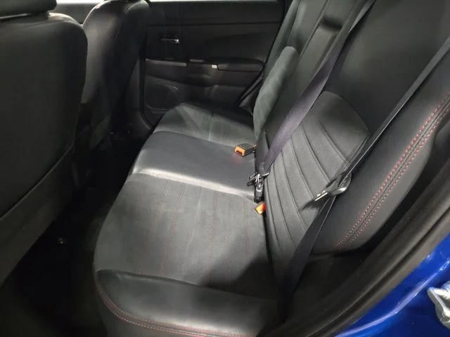 Used 2024  Mitsubishi 2.0 SE image 12