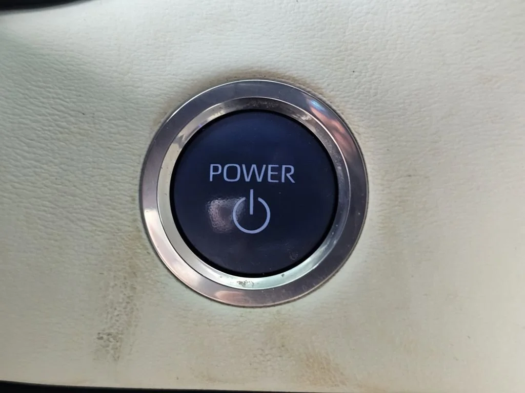 Used 2024  Toyota SR5 image 25