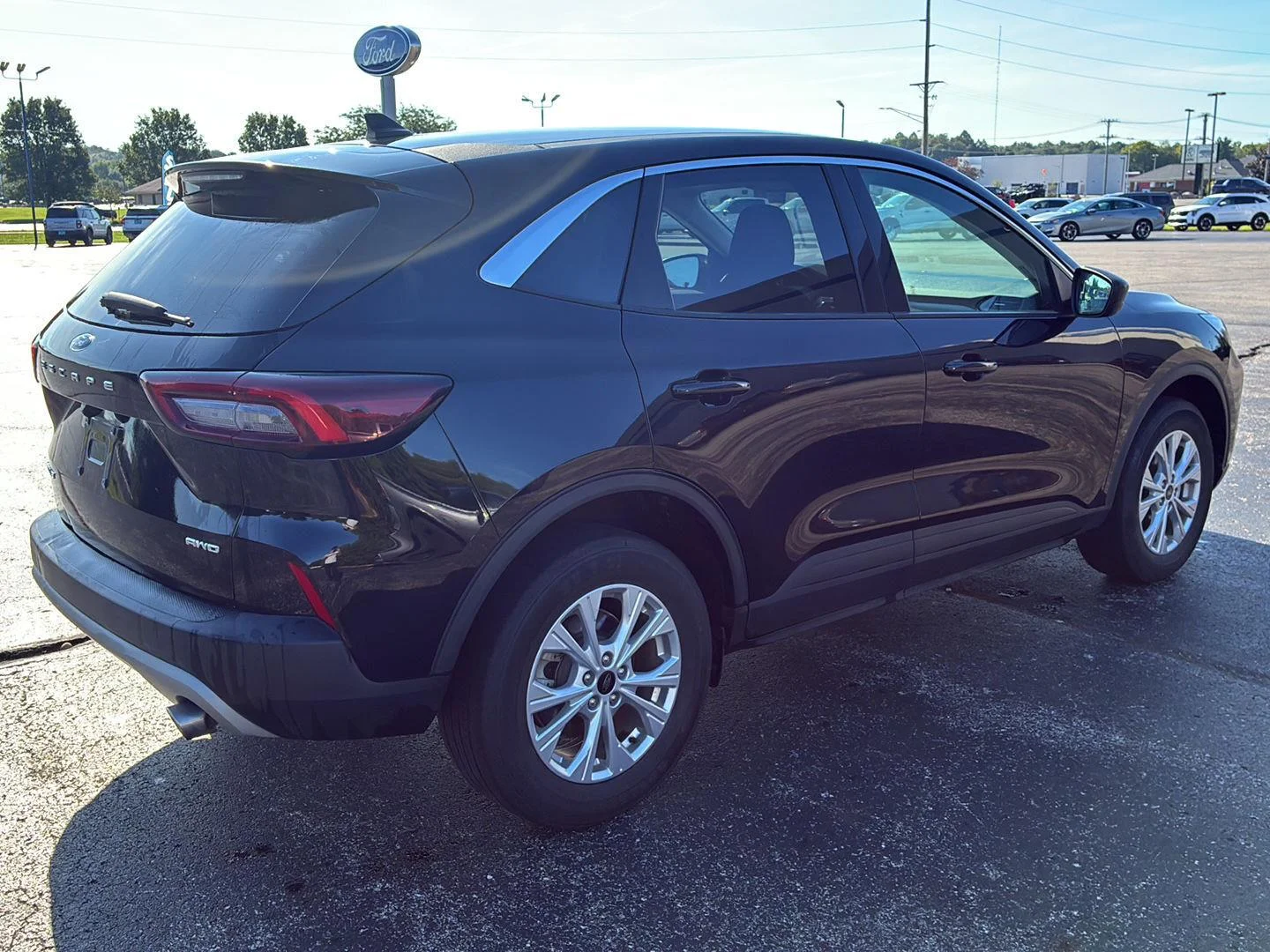 Used 2024 Agate Black Ford Active image 5