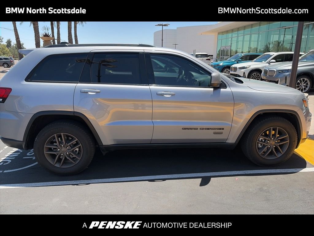 2017 Jeep Grand Cherokee Laredo 75th Anniversary Edition's photo