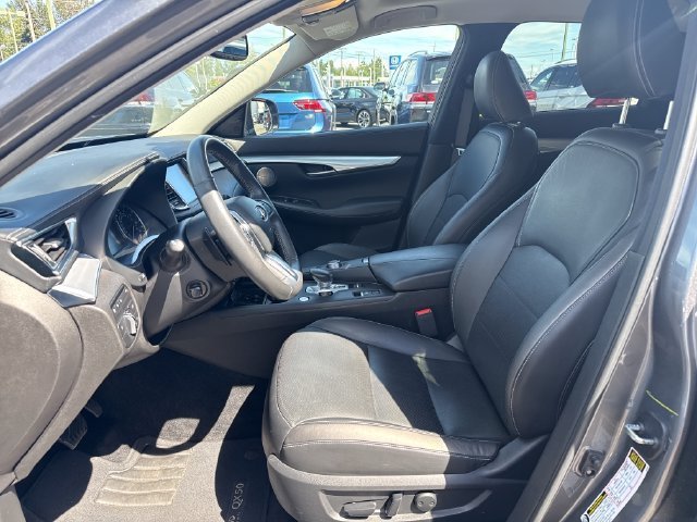Used 2019 Graphite Shadow INFINITI ESSENTIAL image 15