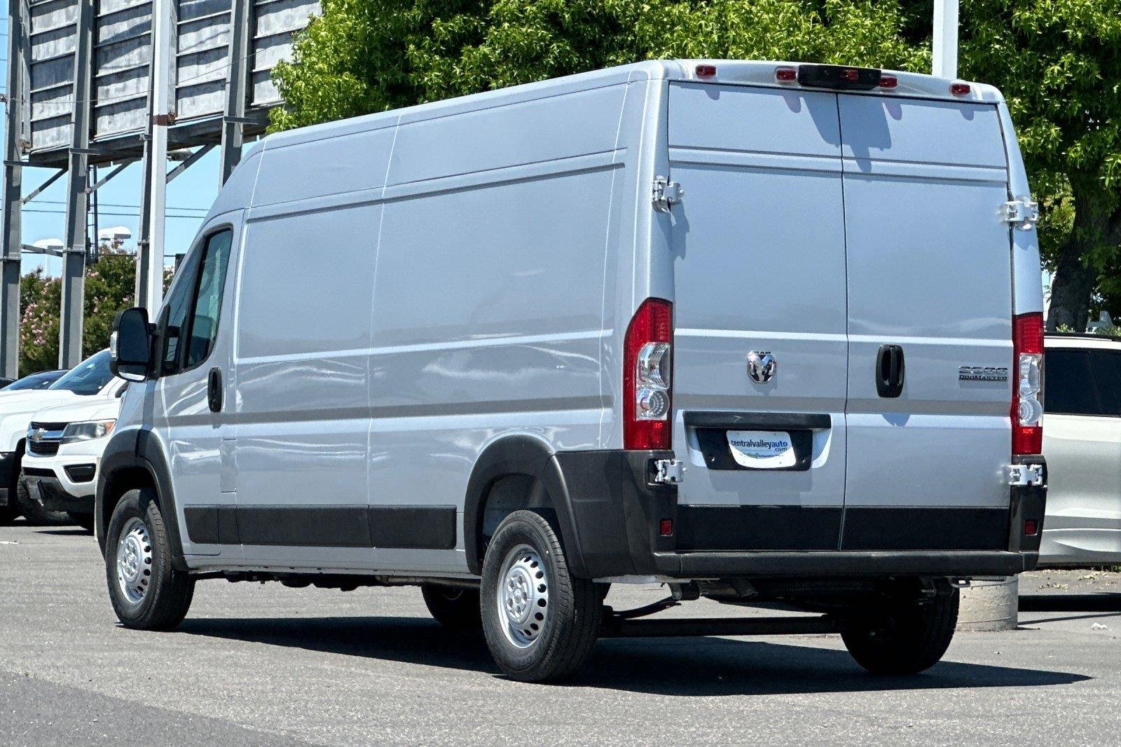 New 2026 Bright Silver Metallic Clearcoat Ram Tradesman image 6
