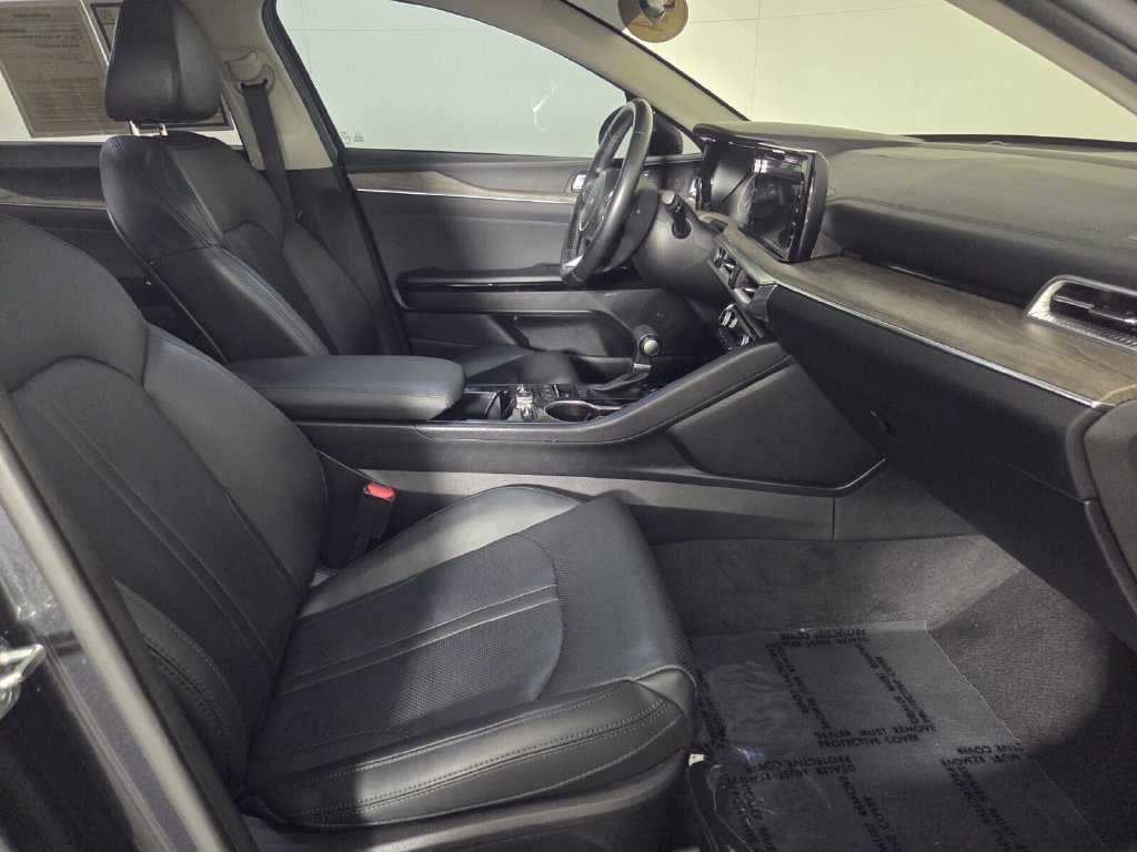 Certified Used 2024 Gravity Gray Kia EX image 33