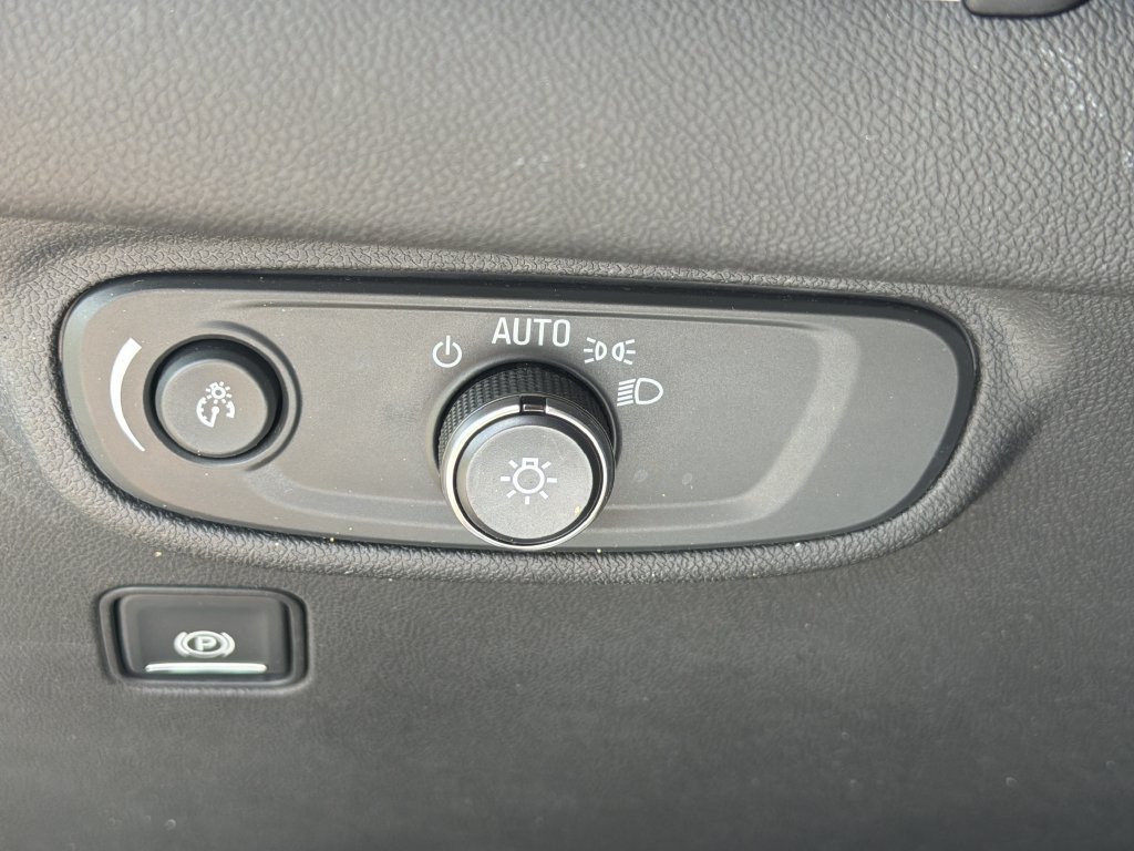 2020 GMC Terrain SLE - Photo 32