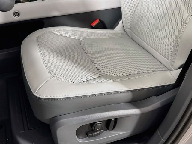 New 2026 Borasco Grey Land Rover S image 22