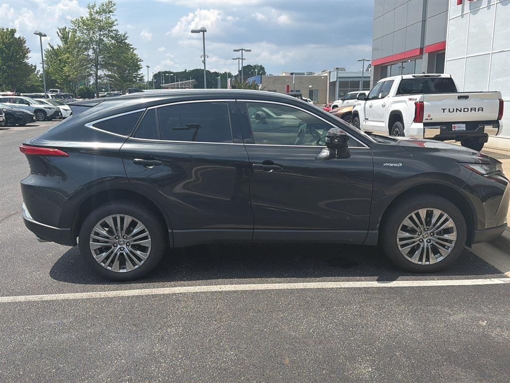 Used 2021 Celestial Black TOYOTA  image 5
